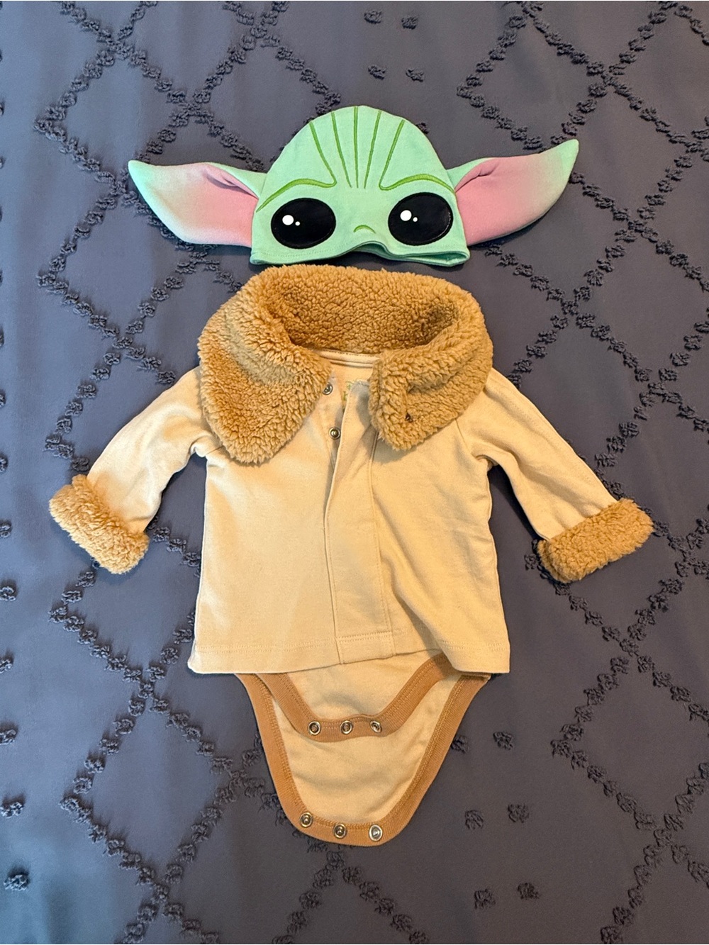 Disney Baby Yoda Grogu Star Wars Mandalorian Bodysuit Costume 0-3 months